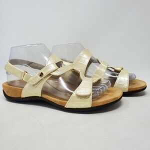 Vionic Paros Backstrap Sandals Womens Size 7 Pearl Ivory Croc Open Toe